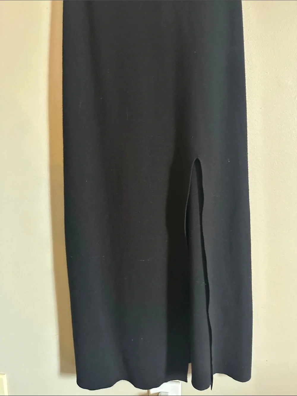 Beige and Black very stretchy Two-Tone Knit Dress - Picture 6 of 8